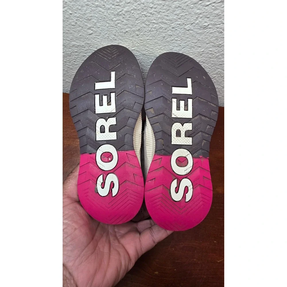 Sorel Out N About III Conquest‎ Waterproof Boots Girls 1 Grey Pink NY4554-603